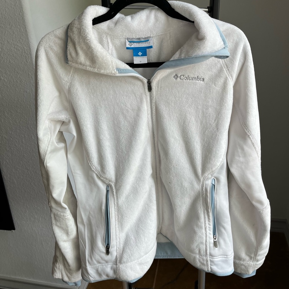 White Soft Fleece Columbia Jacket